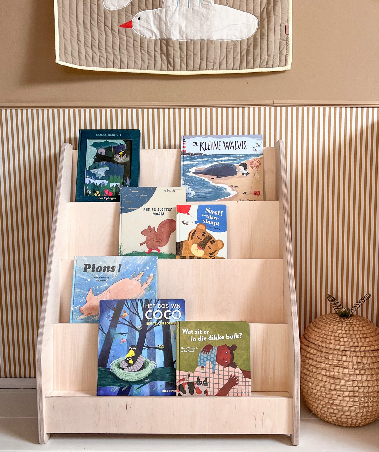 Moodie montessori bokhylle til barnerommet | 4 hyller - ubehandlet