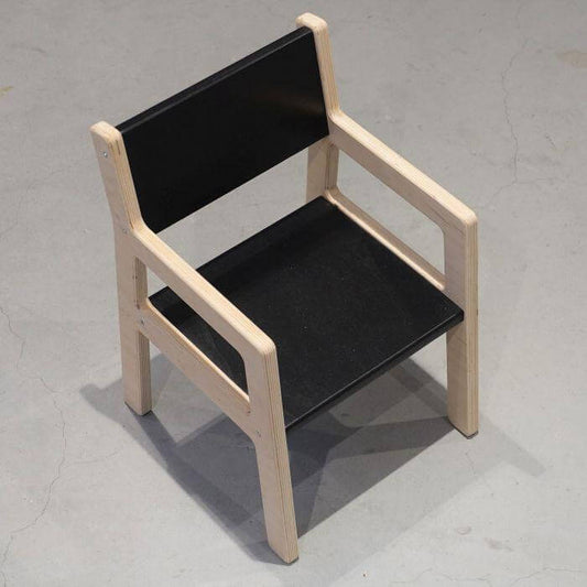 Houten kinderstoeltje 1-3 jaar | Zwart - toddie.nl