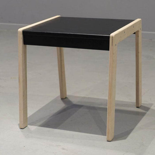 Houten kindertafeltje 1-3 jaar | Zwart - toddie.nl