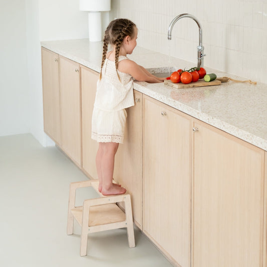 Montessori subtilt læringstårn | Trinnstige i tre, krakk - ubehandlet