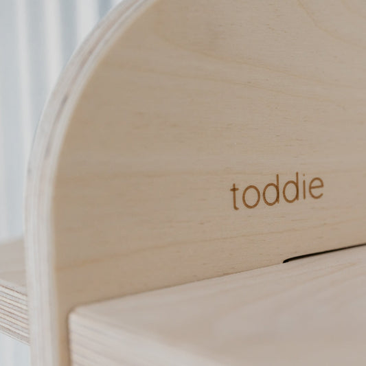 Round montessori bokhylle til barnerommet | Seksjons skap med 6 hyller – ubehandlet