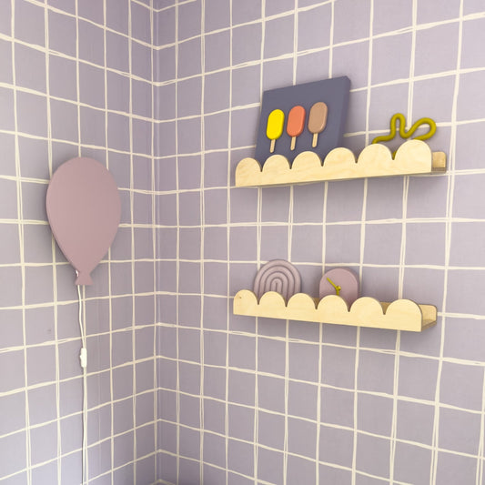 Vegglampe i tre til barnerommet | Ballong - Lilla