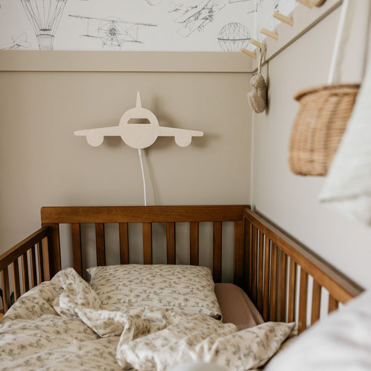 Houten wandlamp kinderkamer | Vliegtuig - blank - toddie.nl ®